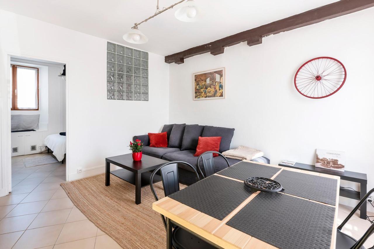 Appartamento Les Logis De Marcoussis Esterno foto